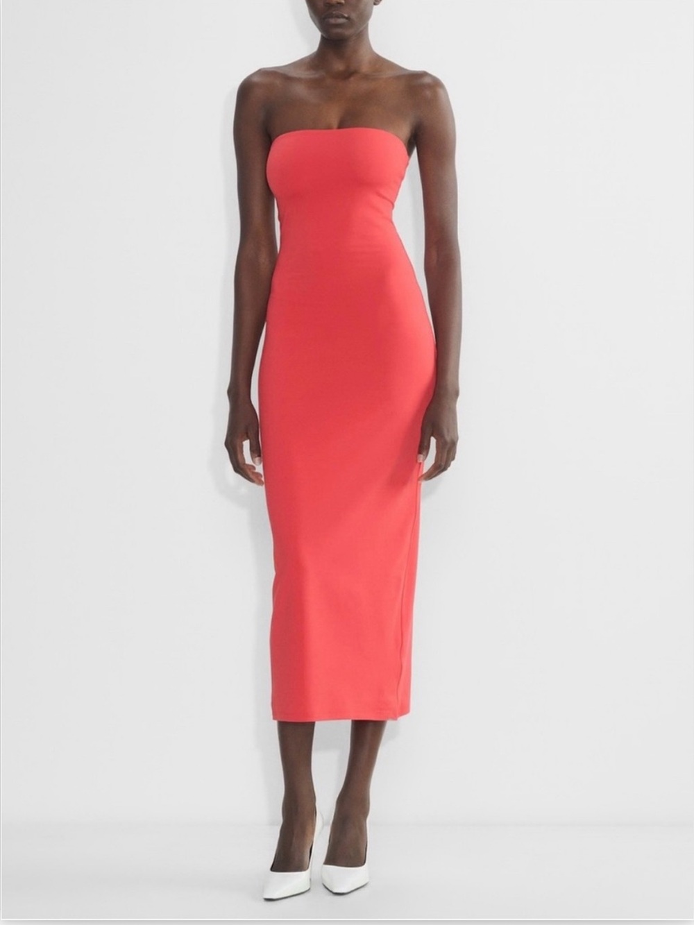 Aritzia
Original Contour Enrapture
Maxi Tube Dress